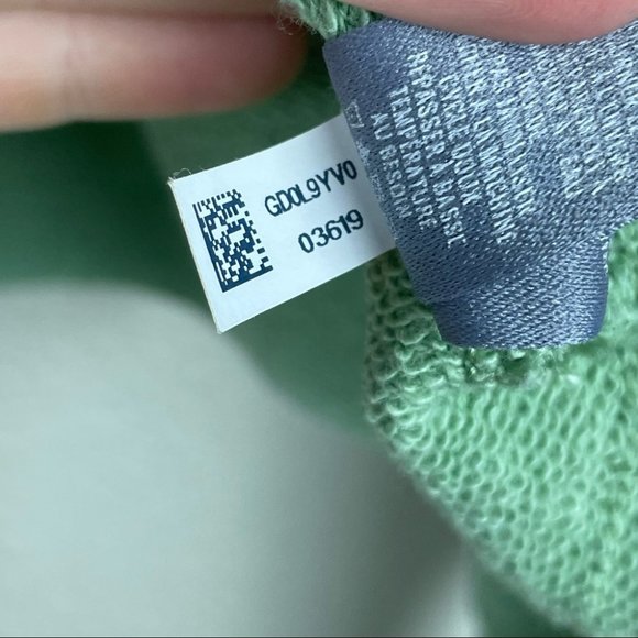 AERIE Inside-Out Beach Fleece Crewneck - Picture 11 of 13